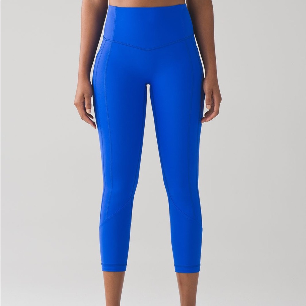 Lululemon all the right places crop